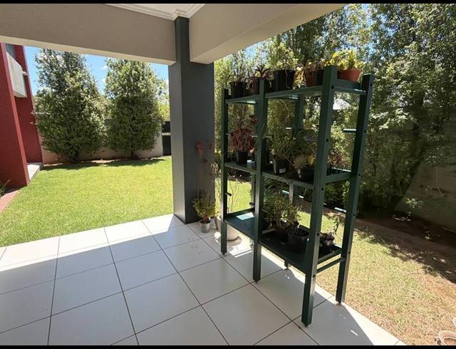 3 BEDROOM PROPERTY TO RENT IN LONEHILL